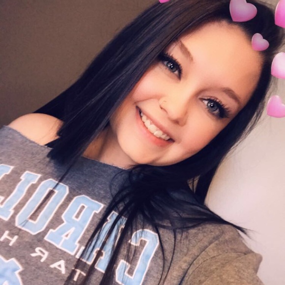 Meet Your Posher ✨ - Picture 1 of 1